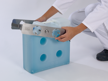 Опрокидыватель для компактной канистры 10 л