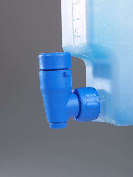 Kit Compact composé de bidon de faible encombrement & robinet