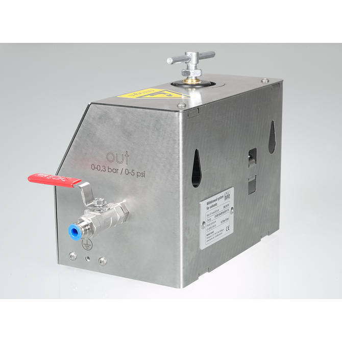 Dispensing system for solvents with discharge elbow