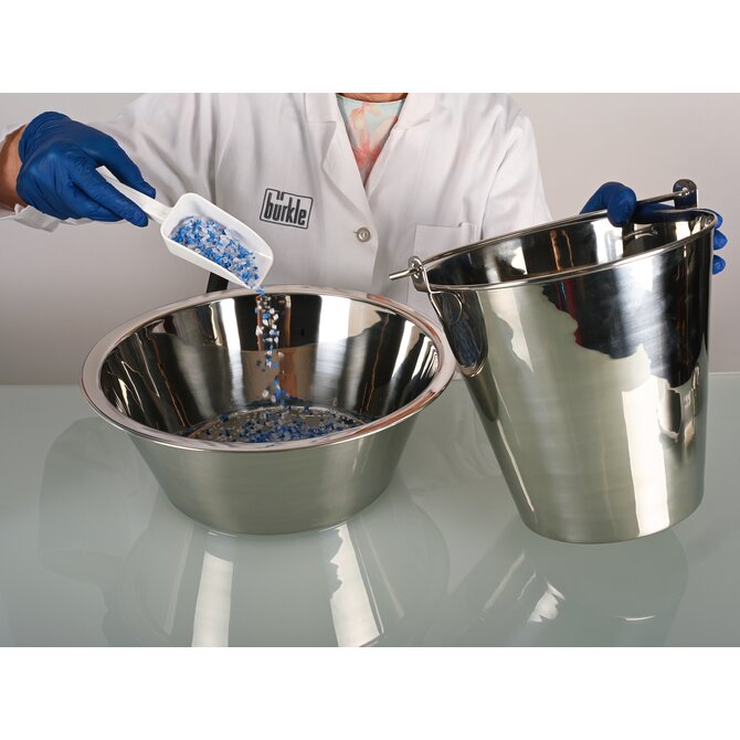 Conical laboratory bowl with a flat base