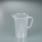 Graduated beakers with handle, transparent graduation