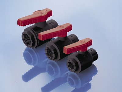 Ball valves for barrels made of PP