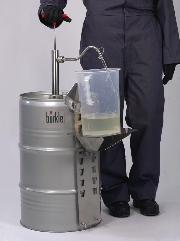 Pompe vide-fût inox - Flexible d'écoulement & robinet - Echantillonneurs,  pompes vide-fût, fournitures pour laboratoire, distributeurs - Bürkle GmbH