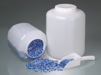 Wide-necked container HDPE